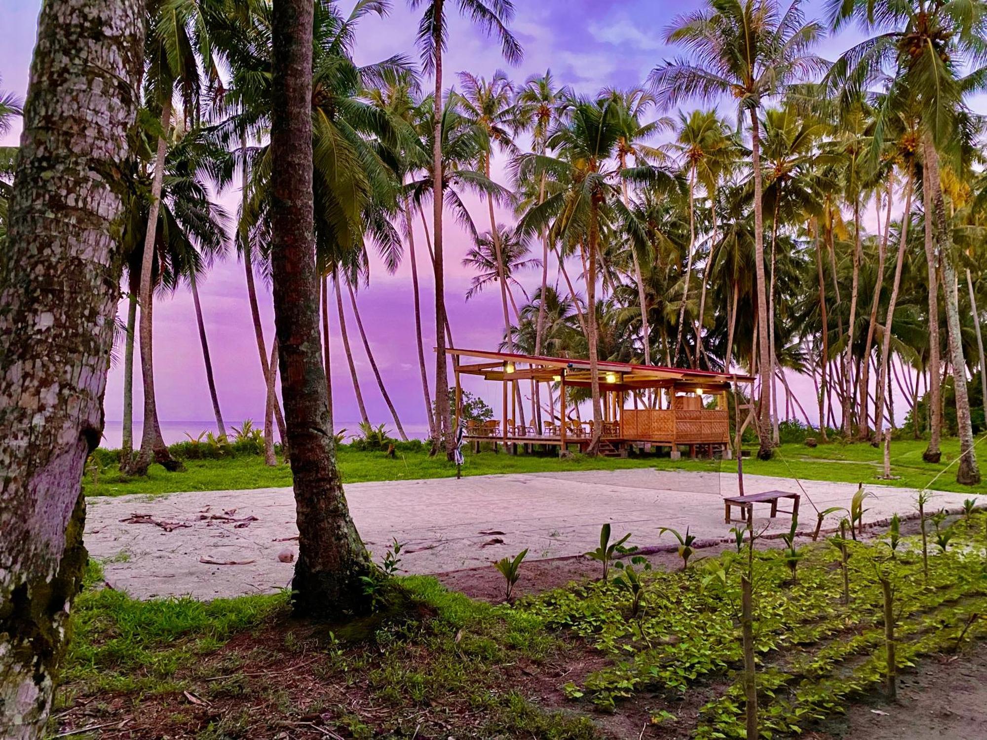 Pinang Island - Private Island Sea View Bungalows Singkil  Exterior foto